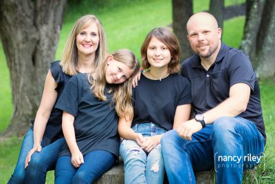 Family portraits at Sharon Woods