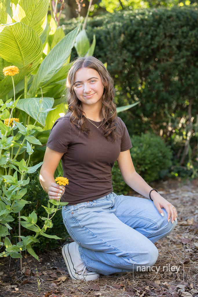 Senior girl at Ault Park Senior girl at Ault Park