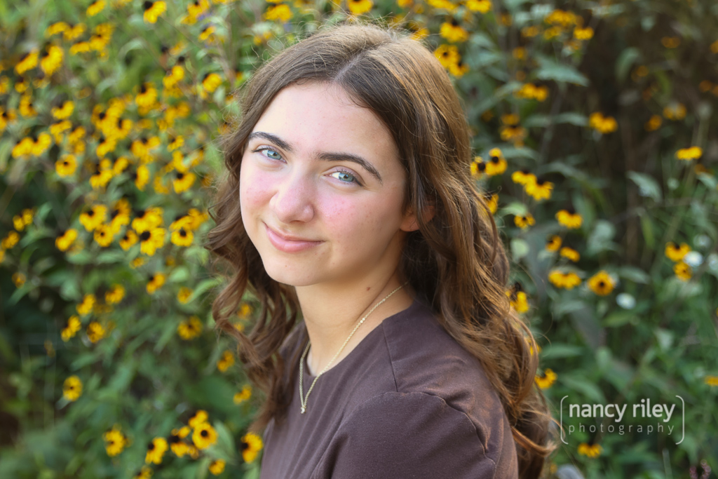 Senior girl at Ault Park Senior girl at Ault Park